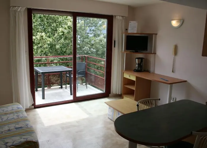 Apartamento + Piscine+ Parking Prive. Quartier Minimes La Rochelle (Charente-Maritime)